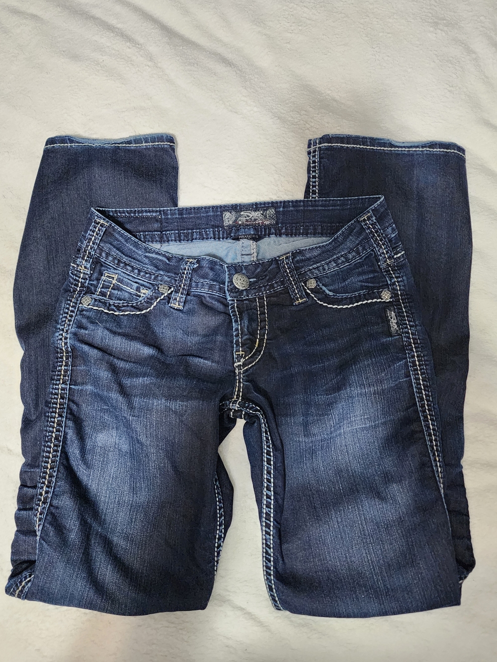 Silver Jeans Dark Blue Flare Jeans with Contrast Stitching - Picture 9 of 9